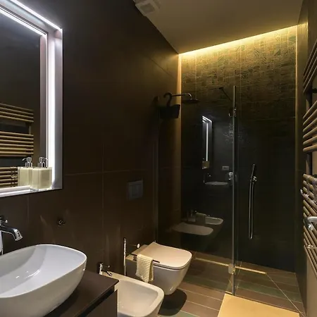 The Chic Loft In The Heart Of The - Bemyhost Bologna
