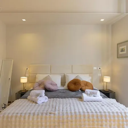 The Chic Loft In The Heart Of The - Bemyhost Bologna